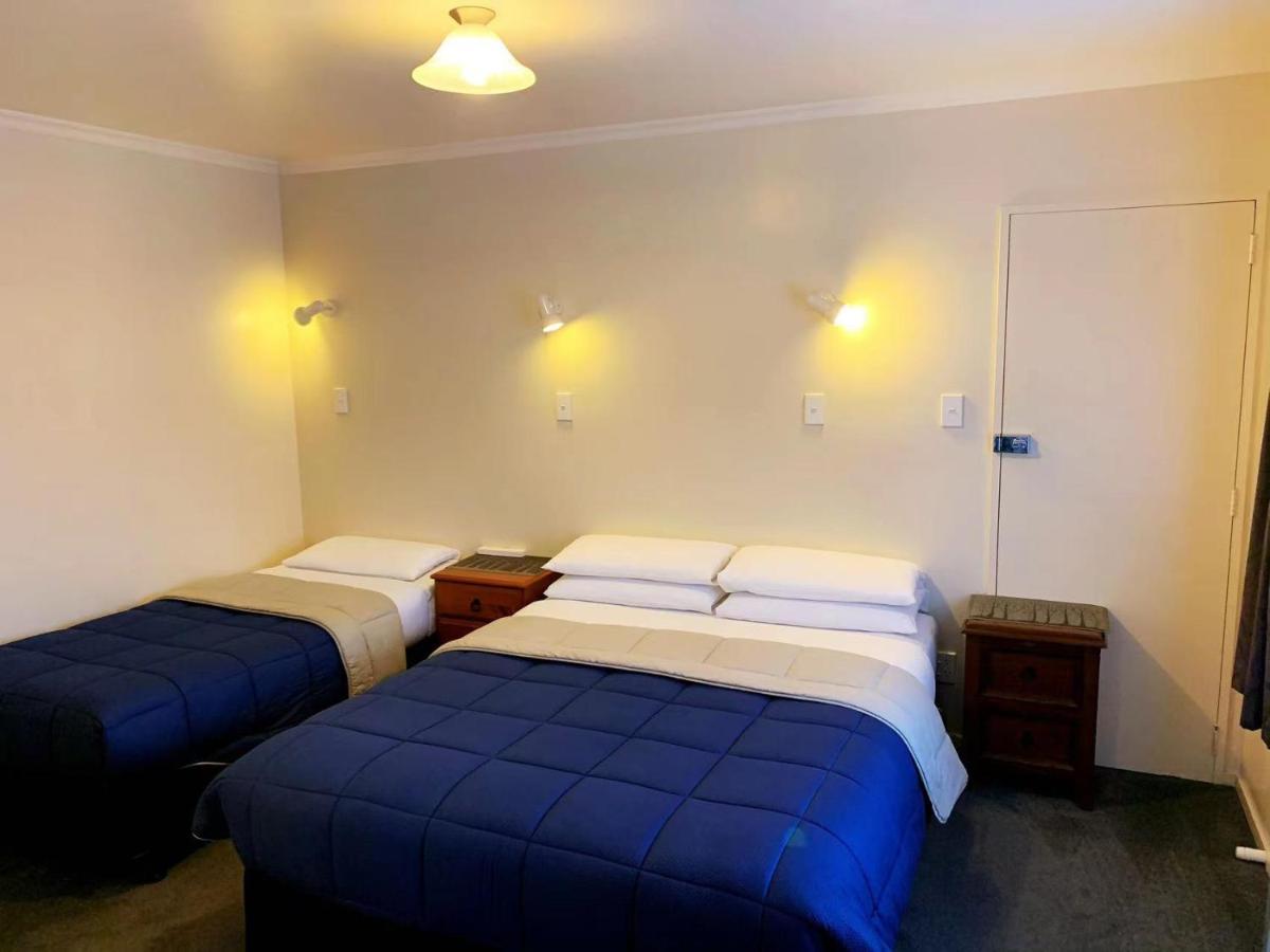 Amber Court Motel Te Anau Exteriér fotografie
