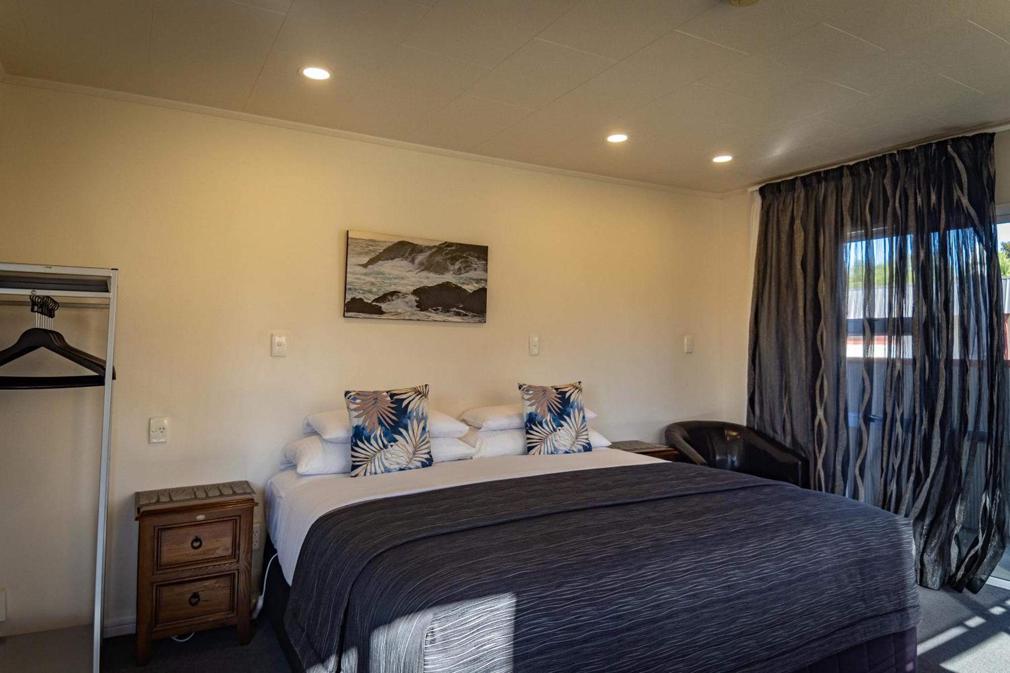 Amber Court Motel Te Anau Exteriér fotografie