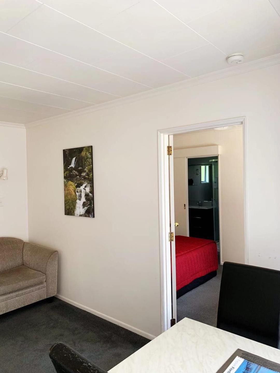 Amber Court Motel Te Anau Exteriér fotografie